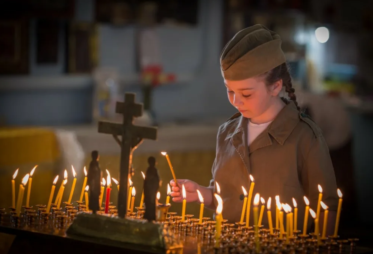 Сегодня день поминовения. День поминовения. Поминовение в храме. Поминовение воинов. Поминовение усопших 9 мая.