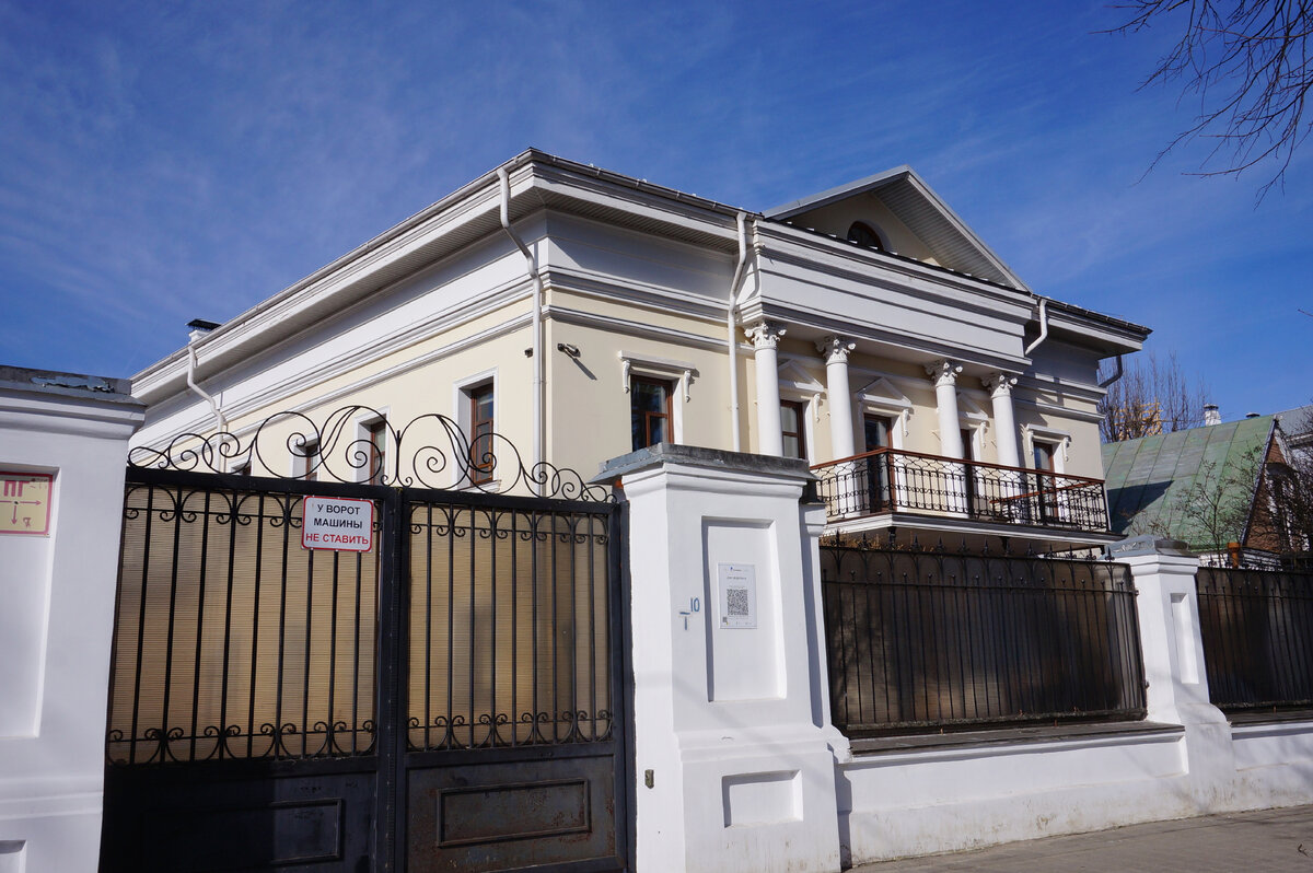 Дом генерала Дедюлина на Волжской набережной. XVIII-XIX вв., середина XIX в.