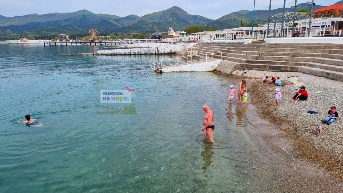 Температура черного моря в кабардинке сегодня. Кудепста Сочи. Поселок Кудепста. Кабардинка пляж. Пляж Альбатрос Кабардинка.