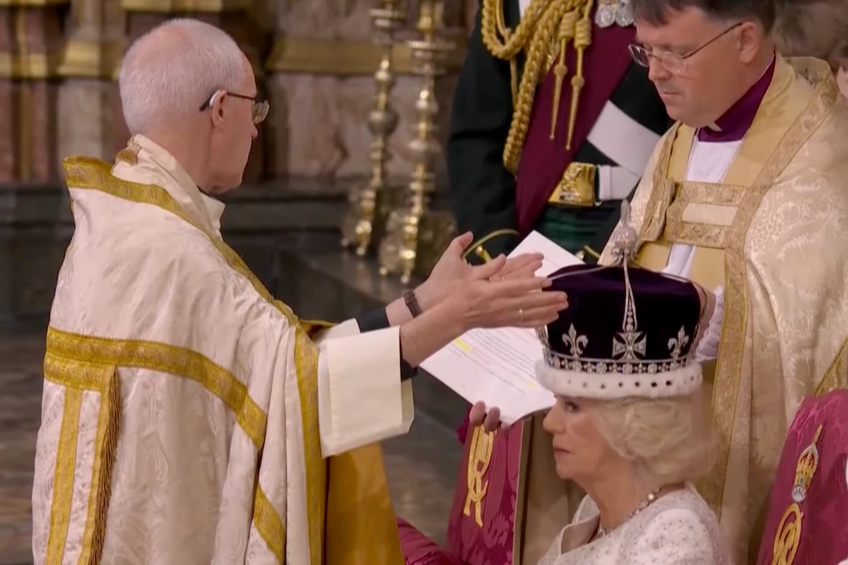 Фото: скриншот видео Royal Family