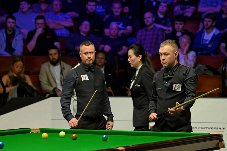 Сенчури в снукере на сегодня таблица Century Snooker Club Bar