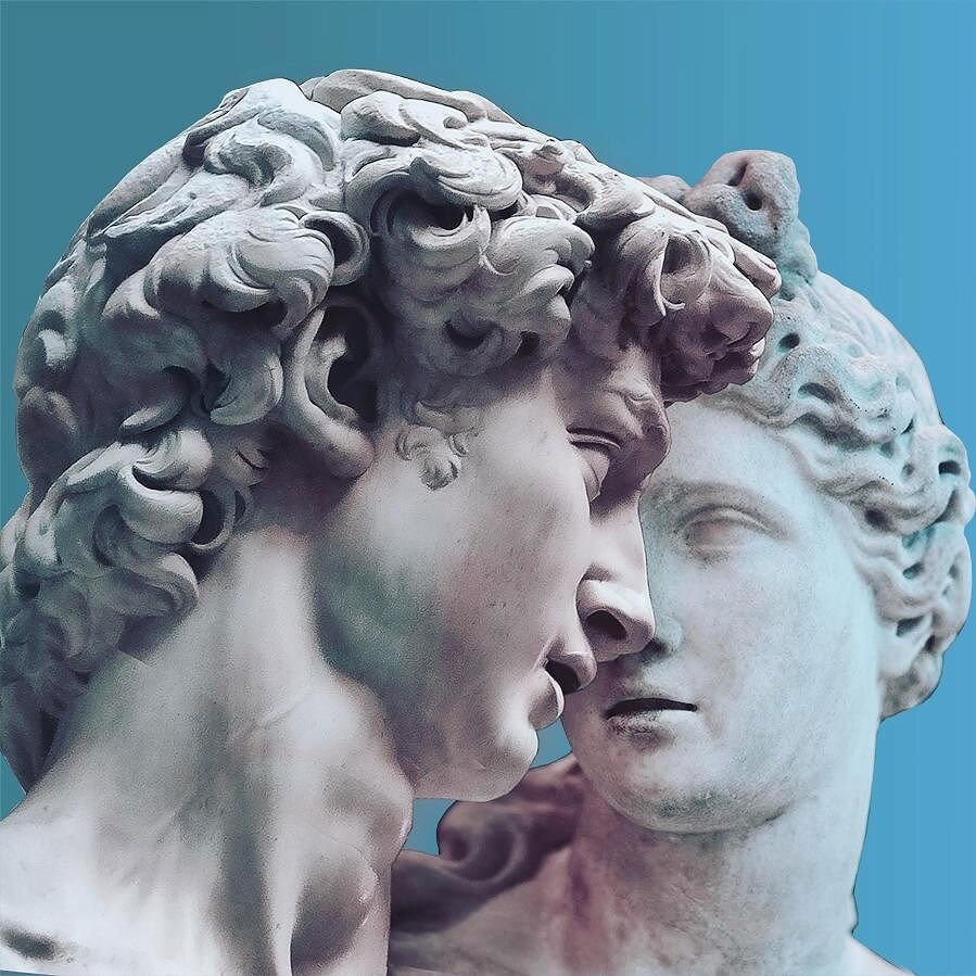 В античных скульптурах всегда изображены сильные и красивые волосы, неспроста.
