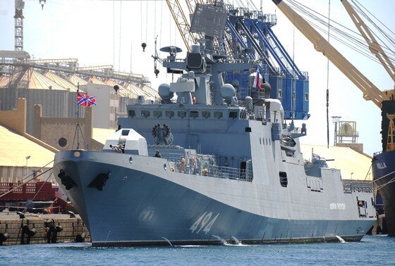    Российский боевой корабль «Адмирал Григорович» в Порт-Судане