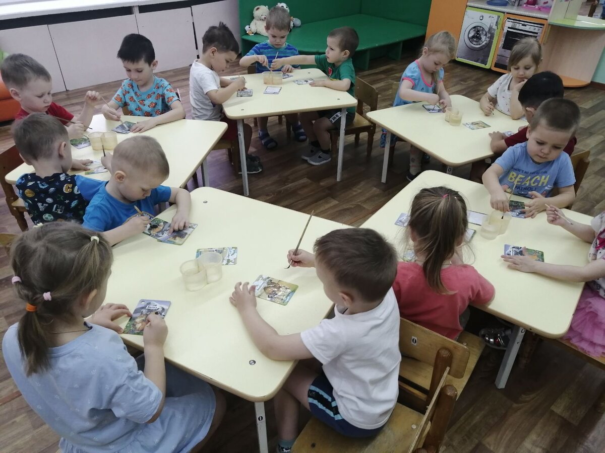 На занятиях в саду