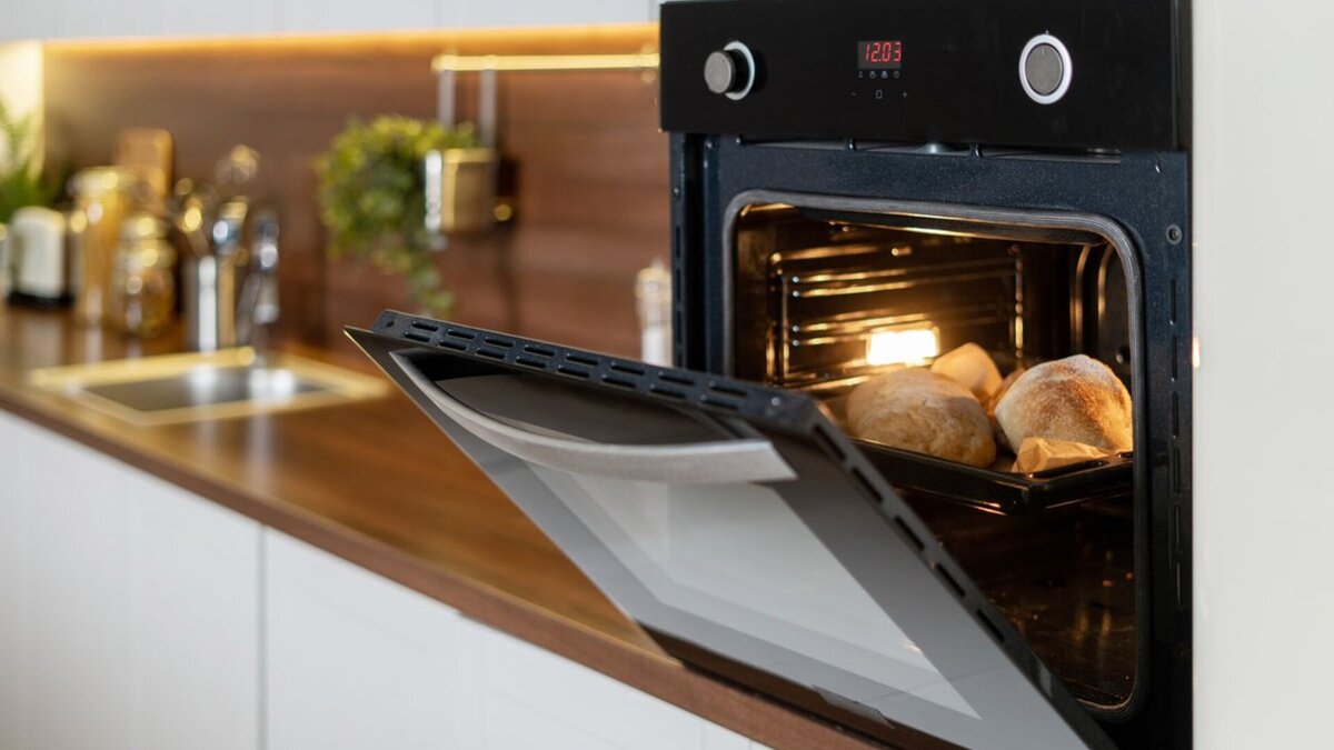   brizmaker/Shutterstock.com