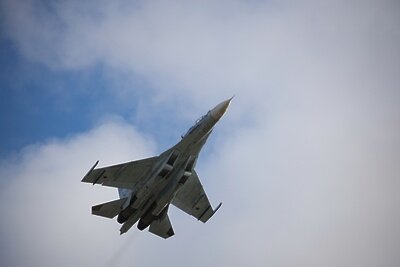    Многоцелевой истребитель Су-27 ©Виталий Тимкив РИА Новости