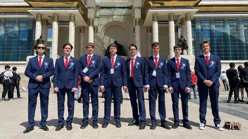    Сборная России по физике ©Telegram-канал Физтех-лицея им. П.Л. Капицы.