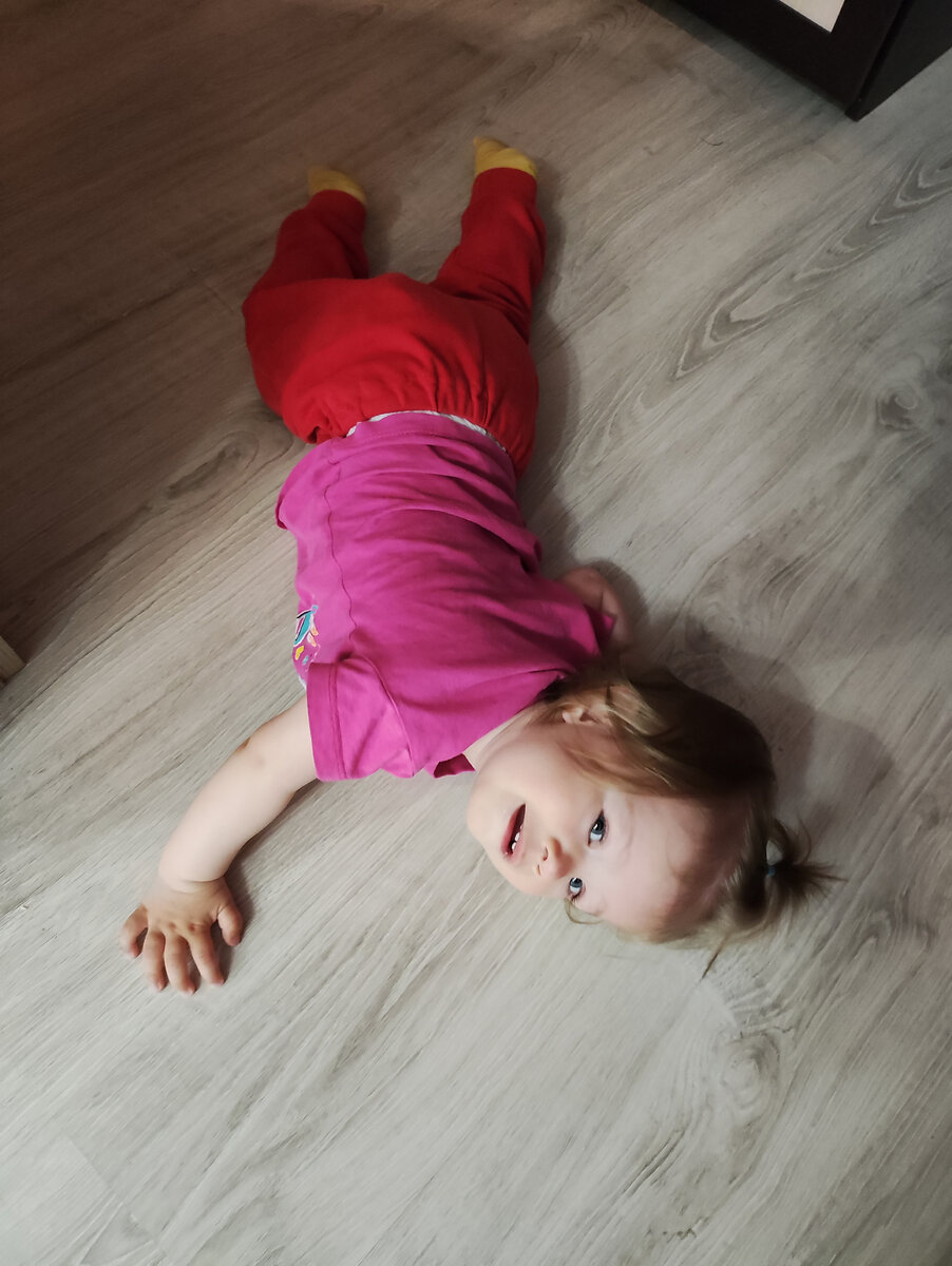 Примерно так выглядит кризис годовасика