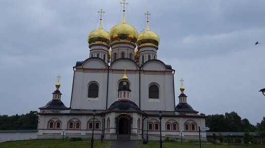 Успенский собор Иверского монастыря