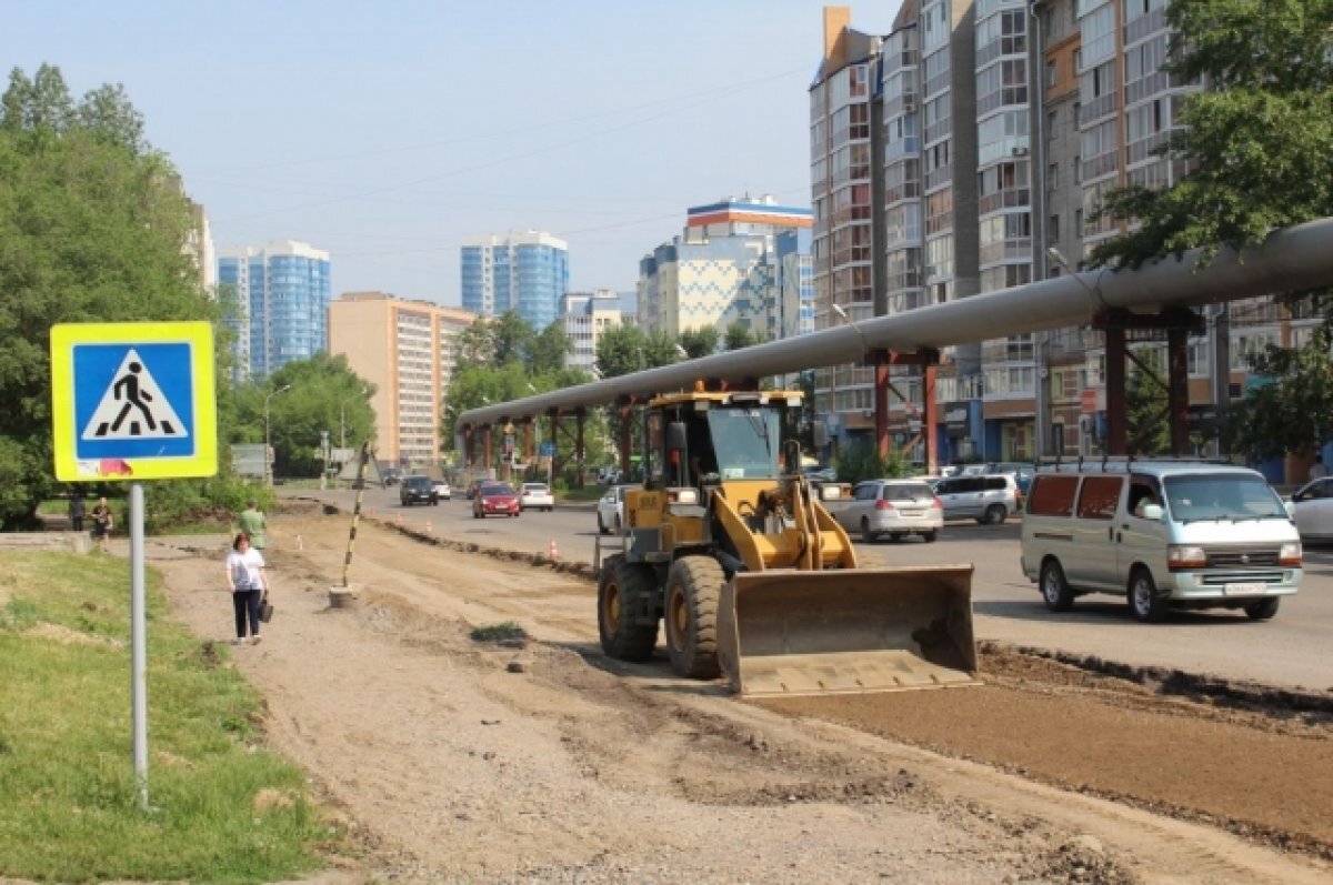    Асфальтировать дорогу начнут в июне, если позволит погода.