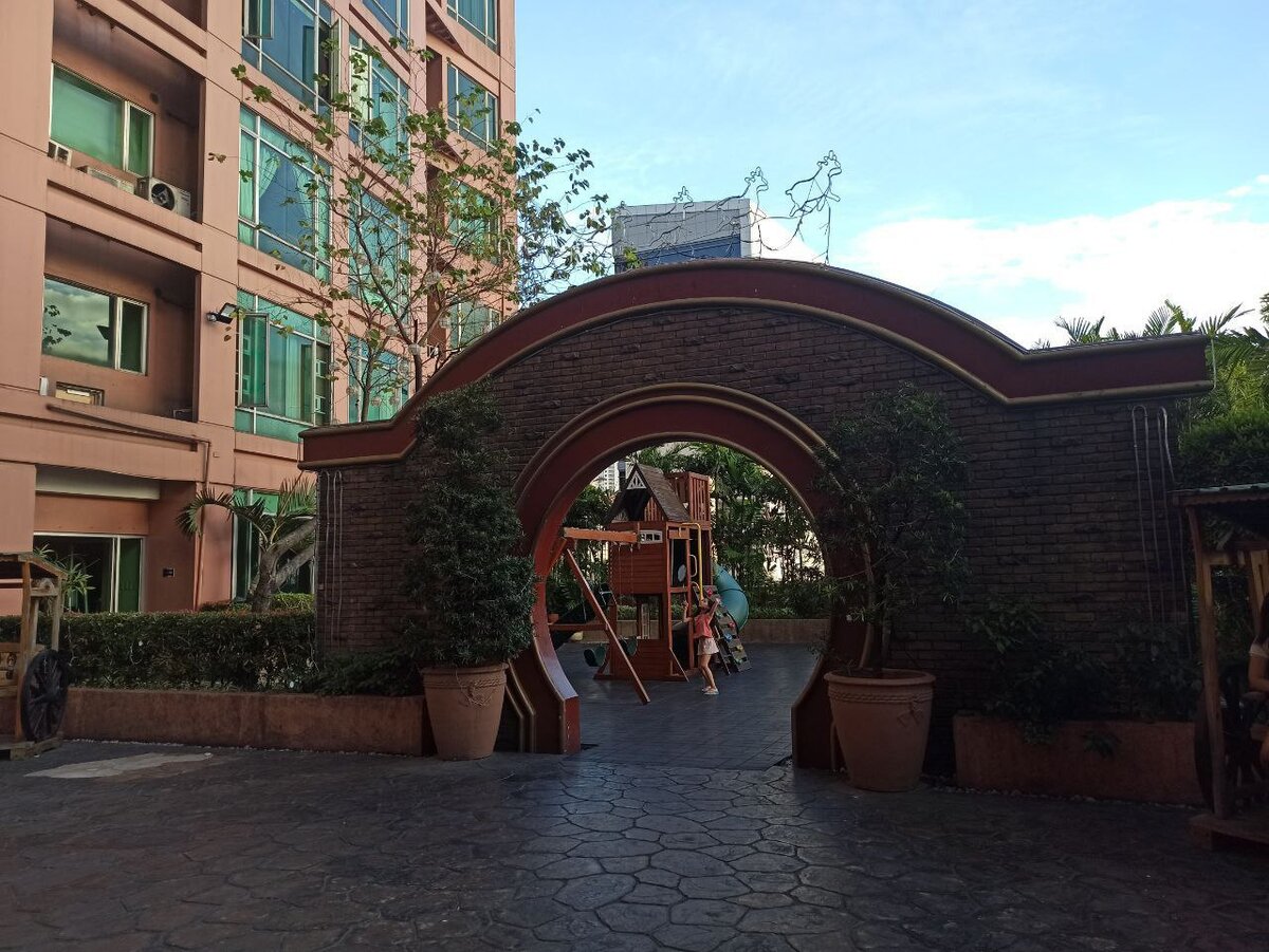 Мини-парк для прогулок