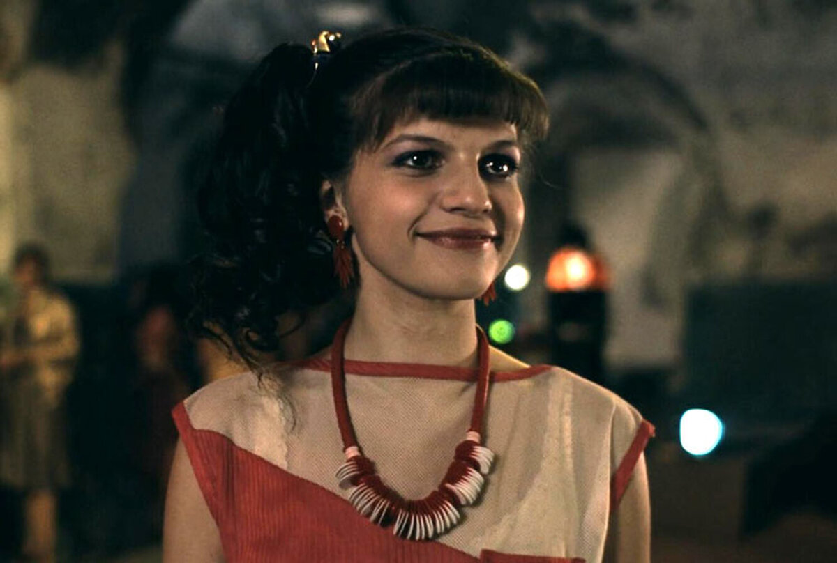 Кадр из фильма "Груз 200" (2007)