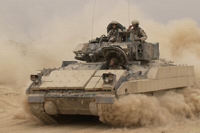    M2A3 Bradley © Wikipedia.org