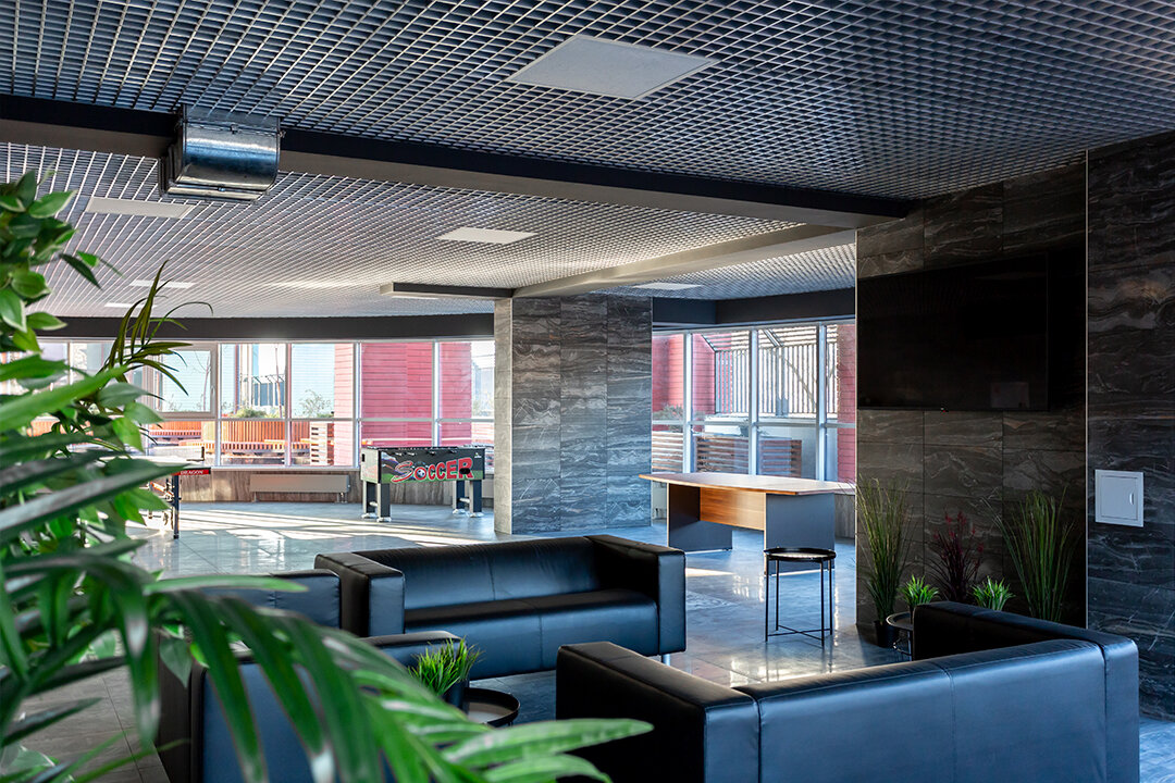 От восприятия человека, не обладающего специальными познаниями в области строительства и ремонта, могут быть скрыты определяющее детали интерьера, но общее эстетическое восприятие позволит различить-3