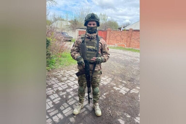    Руслан Алпанов из Оренбуржья приехал в отпуск из зоны СВО вместе с невестой из Донецка Белов Михаил Александрович