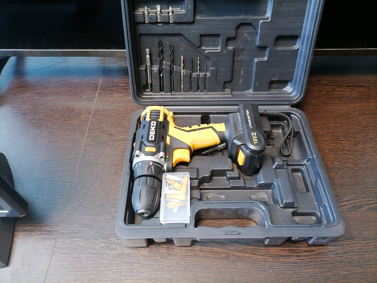 Шурик в кейсе. 