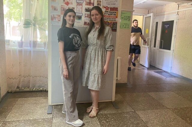    Арина и Дарья живут в общежитии номер 4, так оно выглядит внутри. Фото: АиФ-Юг/ Гарик Ароян