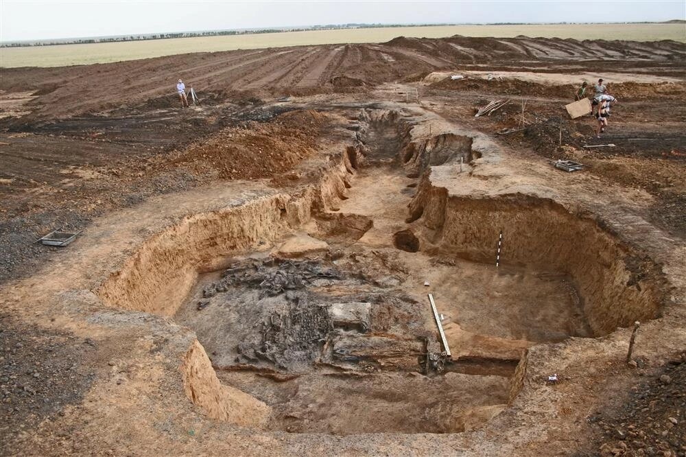 Филипповский курган. Раскопки Кургана Филипповка. Могильник Филипповка 1. Раскопки Кургана Оренбург.