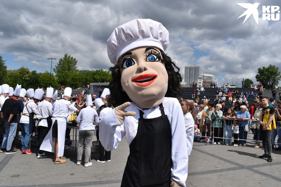    Ростовая кукла повара Анастасия ГОЛОВАНОВА