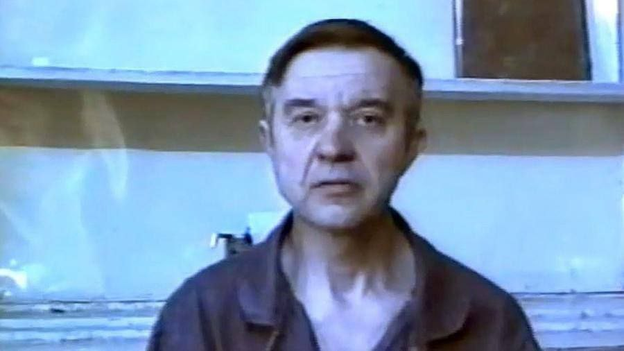 Держал девочку в подвале. Держал девочку в подвале. Мохов скопинский маньяк. Держал девочку в подвале. Держал девочку в подвале.