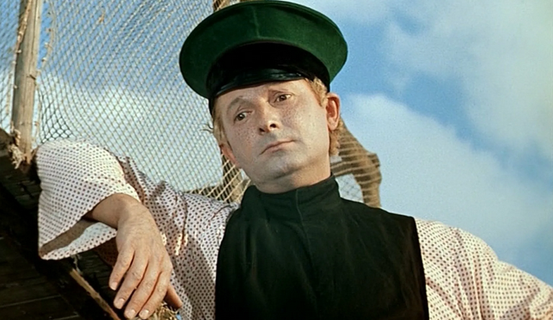 А далее факты, которые могут вас удивить или же вы просто узнаете новую информацию.  Георгий Михайлович Вицин - один из самых любимых и известных актеров нашей страны. Давайте узнаем о нем чуть больше.-3