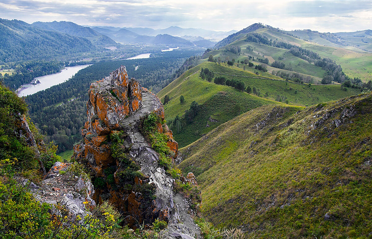 чертов палец горный фото