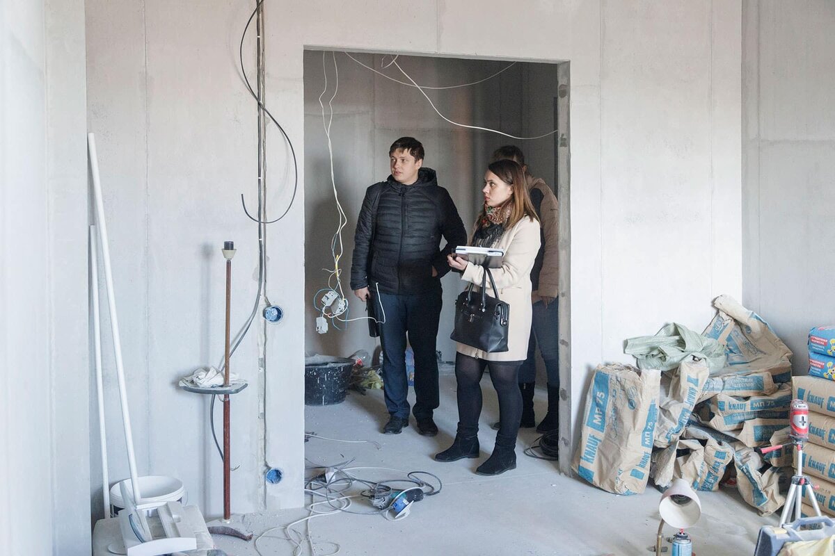 Неузаконенная планировка. Самовольная перепланировка квартиры. Как продать квартиру через мфц. Покупка жилья с незаконной перепланировкой. Узаконение перепланировок.