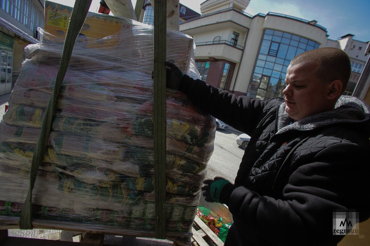    Гуманитарная помощь для беженцев Донбасса и Украины Денис Абрамов © ИА REGNUM