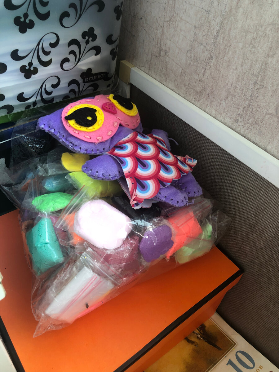 лёгкий пластилин охраняет сшитая мной сова Амира