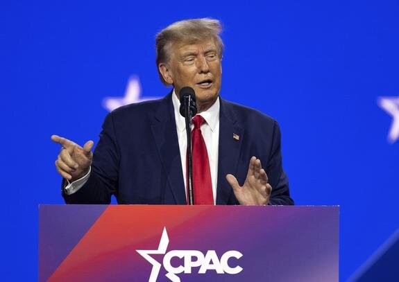    Бывший президент США Дональд Трамп, Ron Sachs - CNP / globallookpress.com