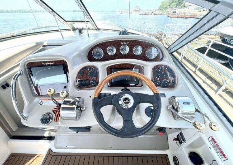 Sea Ray 355 2006 моторная яхта катер пост 