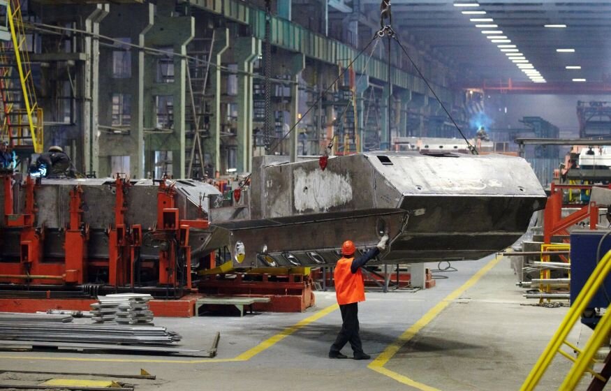    «Не время отдыхать»: В Совфеде отказались продлевать майский выходные