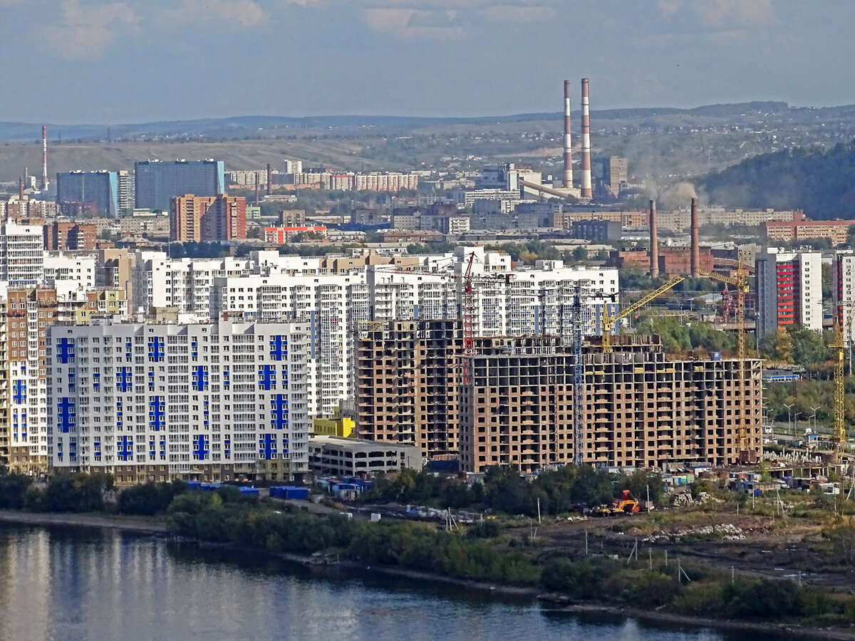 В неспокойном 2022-м красноярцы торопились решить вопрос с жильем