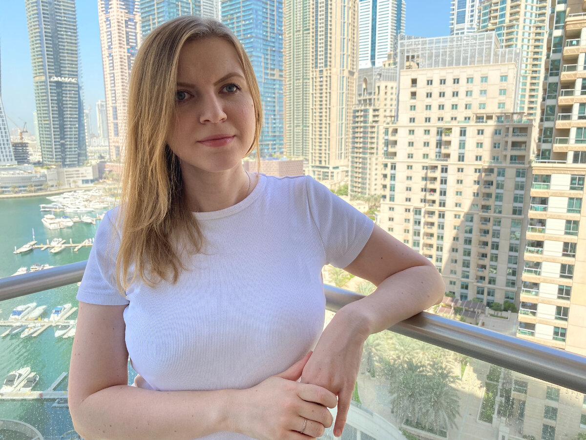 Получила в Дубае водительские права