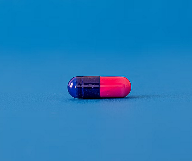 Предлагая "Волшебную таблетку" нечестные продавцы используют банальные манипуляции. Фото автора danilo.alvesd Unsplash, по лицензии Unsplash License 