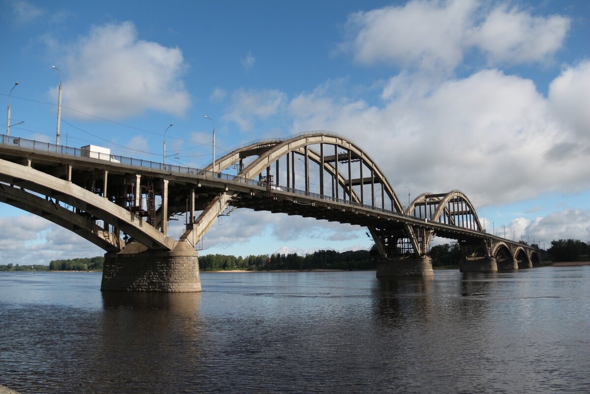 Парфентьевский мост. Рыбинский Волжский мост. Рыбинск мост через Волгу. Волга Волжский мост. Мост Рыбинска 2022.