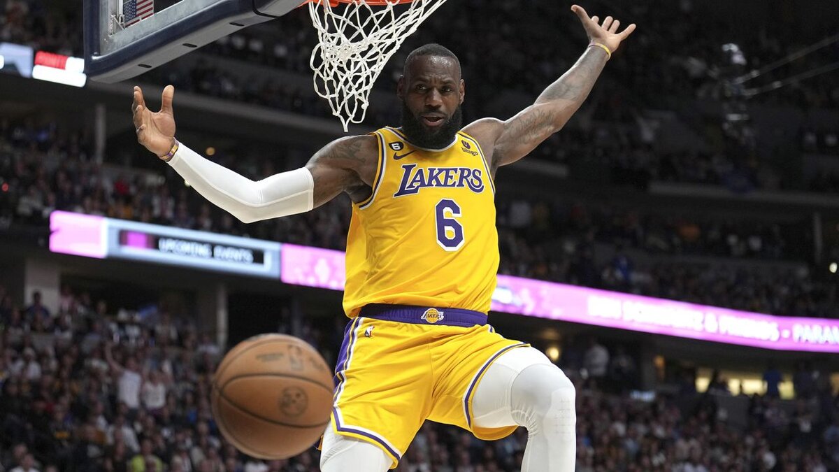 Леброн Джеймс данки NBA 2k