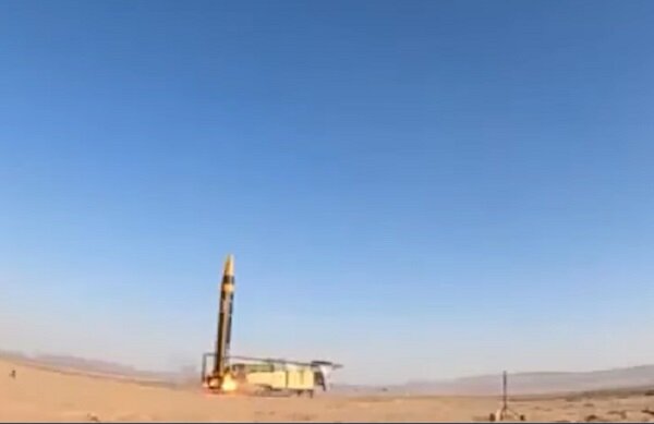 баллистическая ракета Ирана  📷
