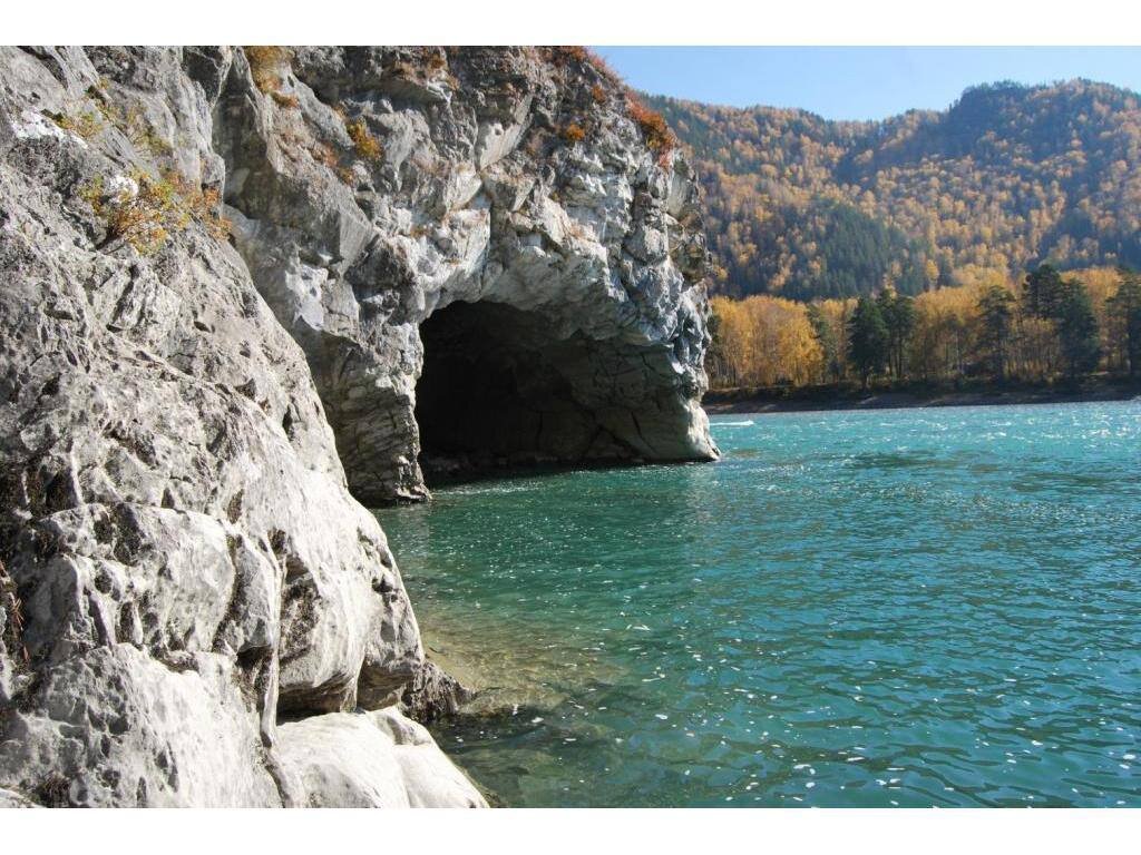 Грот Ихтиандра бирюзовая Катунь
