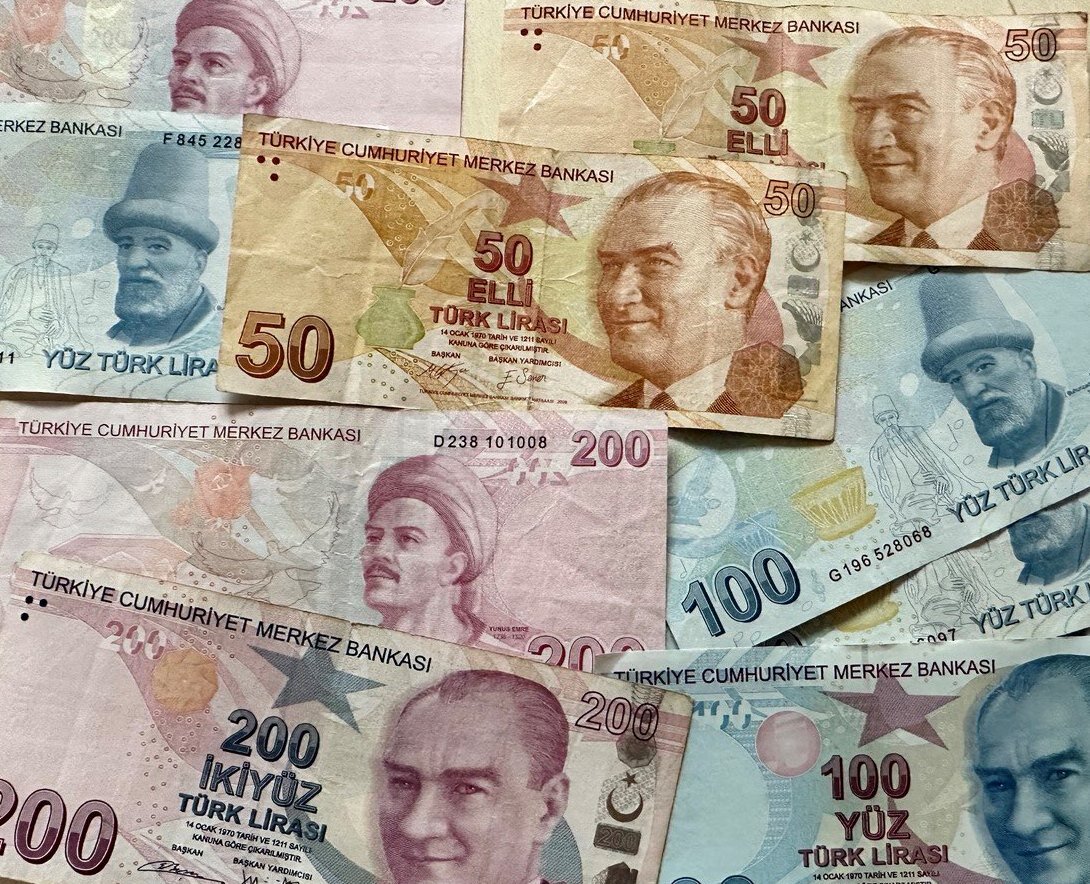 1 доллар в турции. Деньги Турции. Деньги в Турции сейчас. Какая валюта в Турции. Какая валюта в Стамбуле.