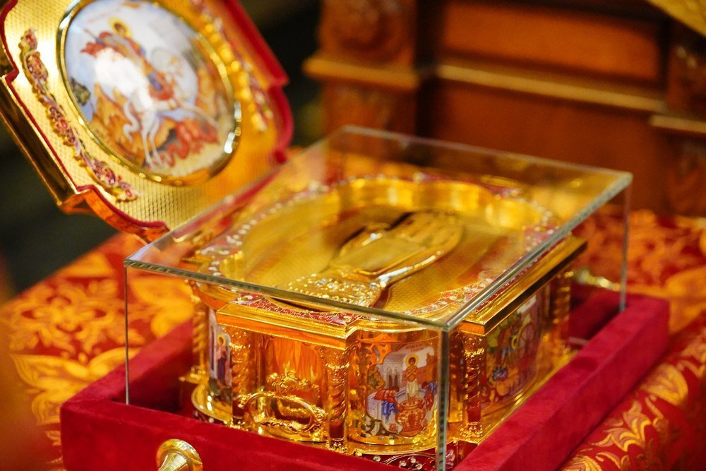 мощи в минске 2024. храм покрова пресвятой богородицы абинск. мощи софии слуцкой в минске. мощи в минске 2024. мощи георгия победоносца фото.