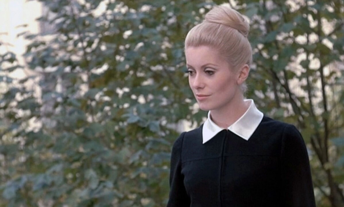 Кадр из фильма "Дневная красавица" (1967)                         