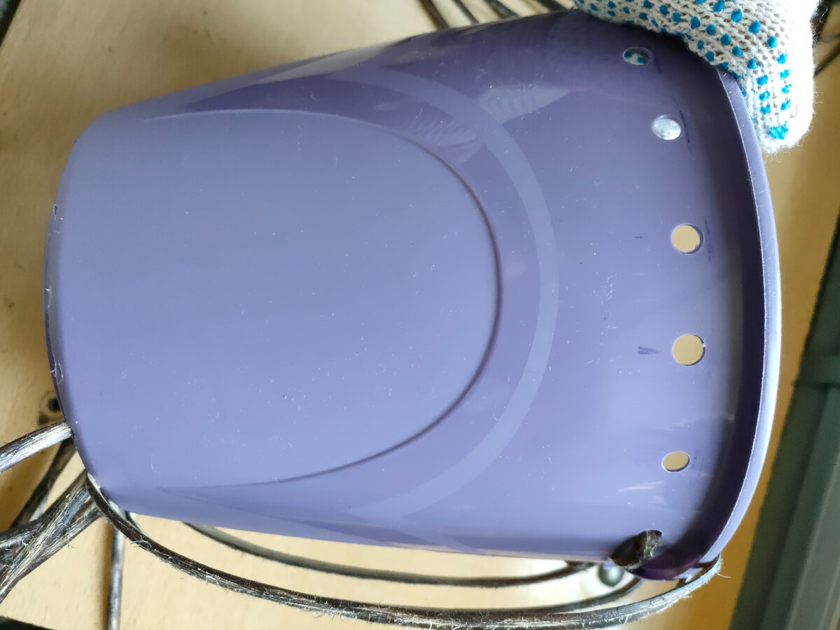 Вот такое ведро на 4 литра я оплетала. Фото автора.