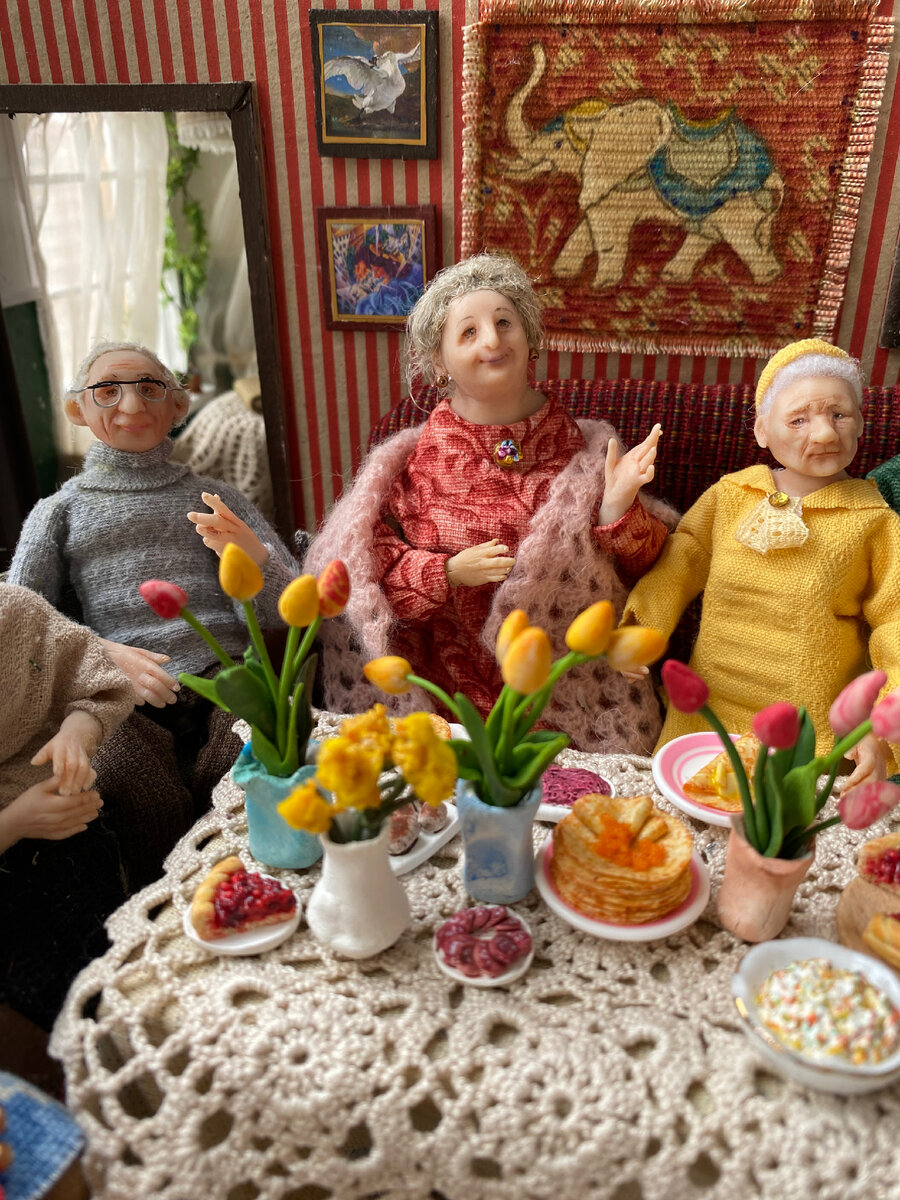 Праздничное застолье.