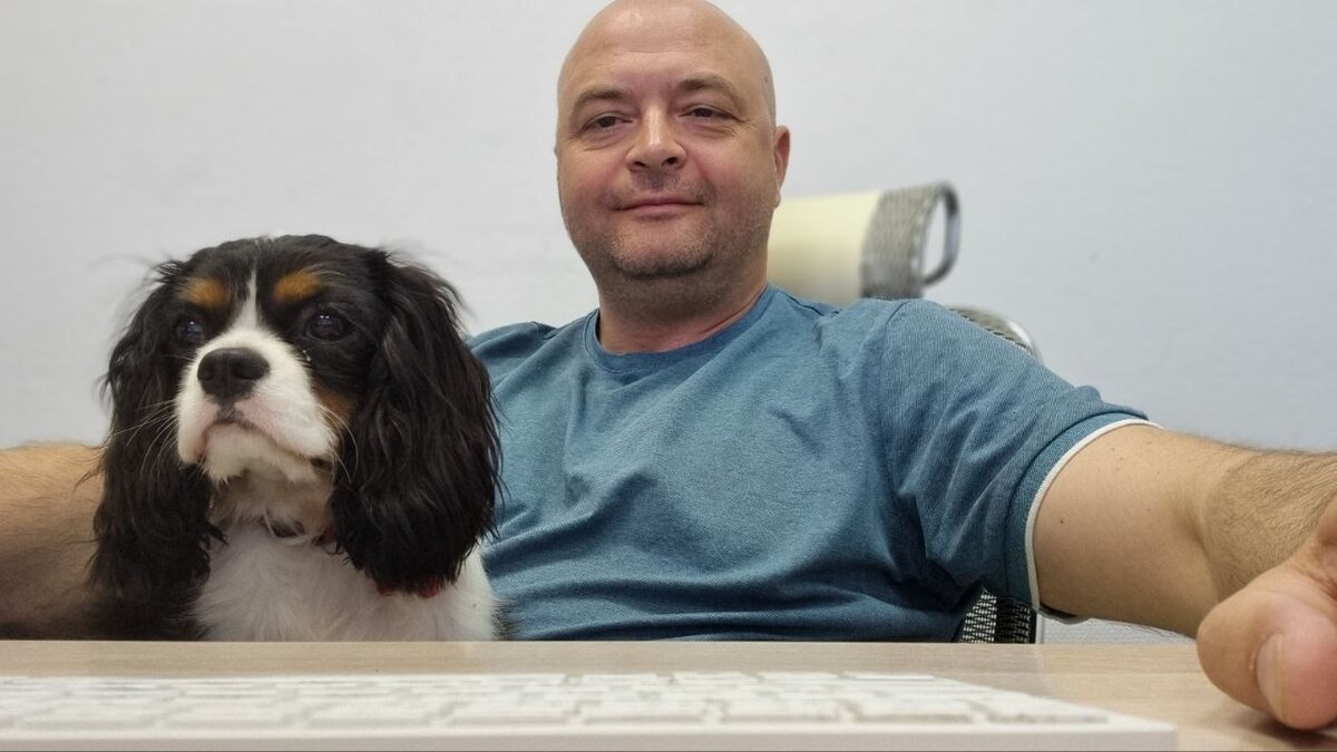 Сидим за компьютером, работу работаем