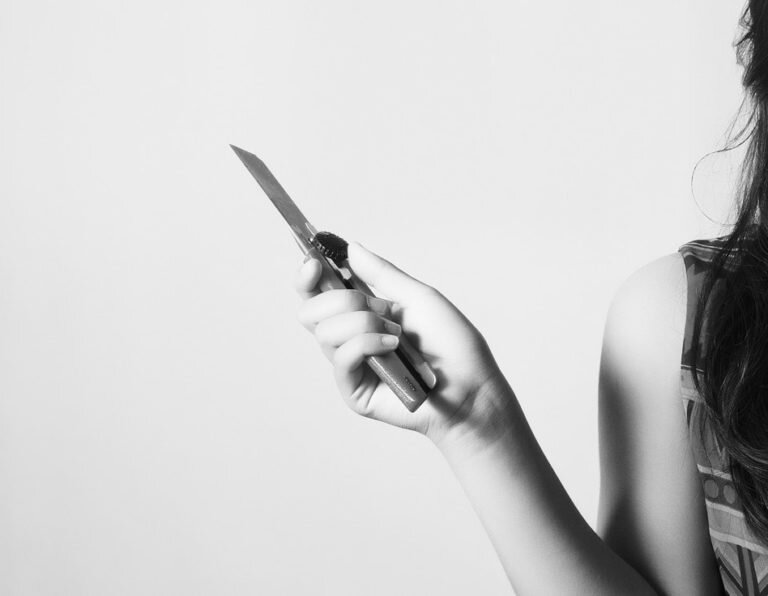    Жительницы Ташлы устроили разборки с поножовщиной Марина Шарт