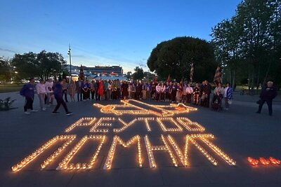    Свечи в Реутове в память о погибших в Великой Отечественной войне © Пресс-служба администрации г.о. Реутов