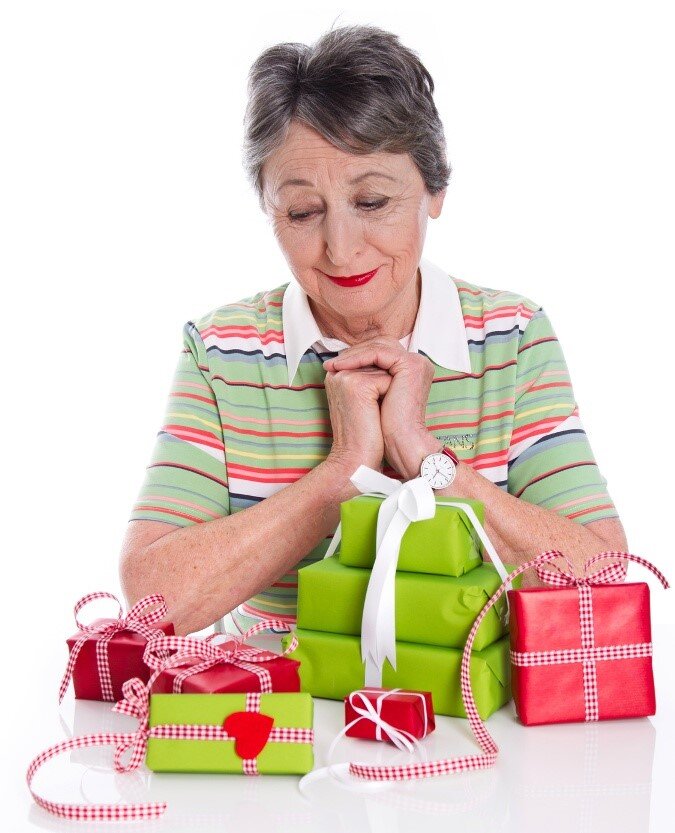  Поздравляем бабушку.