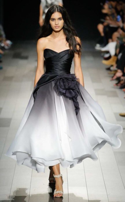 Модные платья 2018 года в черно-белом цвете