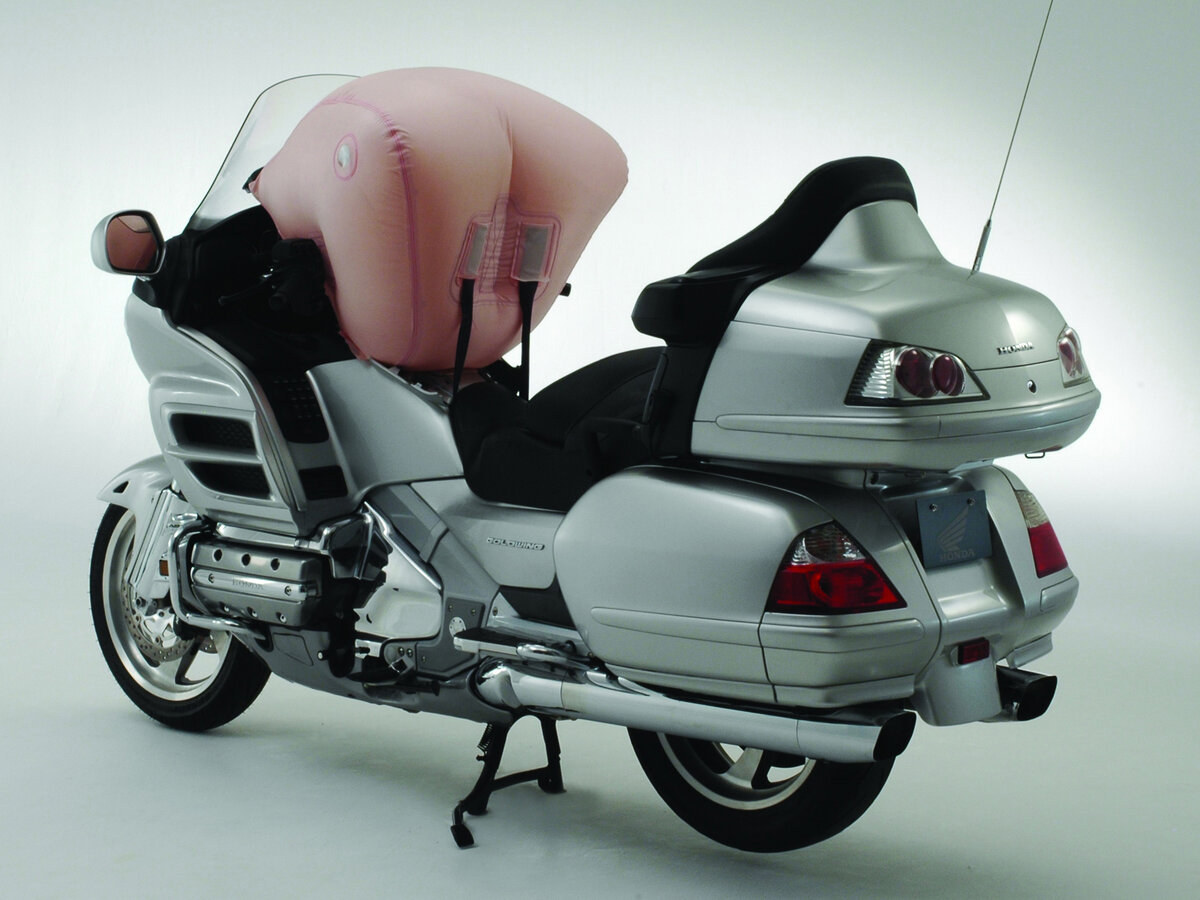 Honda gl1800 airbag